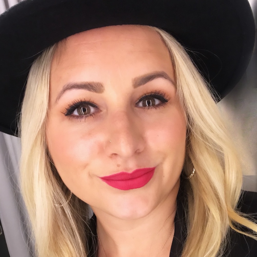 Meet your Posher, Brittney